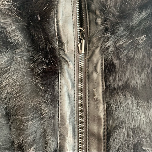 Black Reversible Fur Sweater Vest - Picture 6 of 7